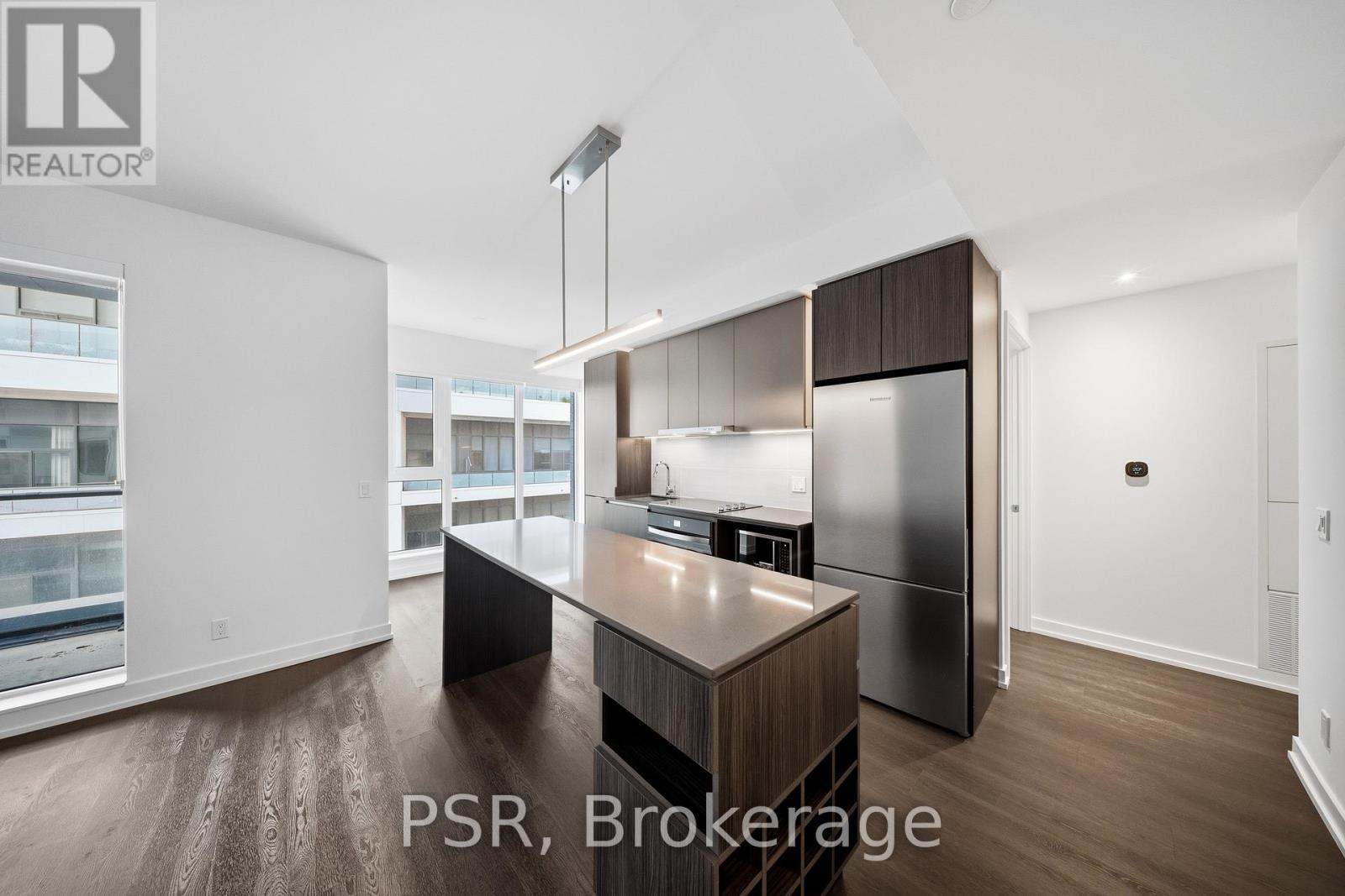 409 - 70 Ordnance Street Property Photo 3