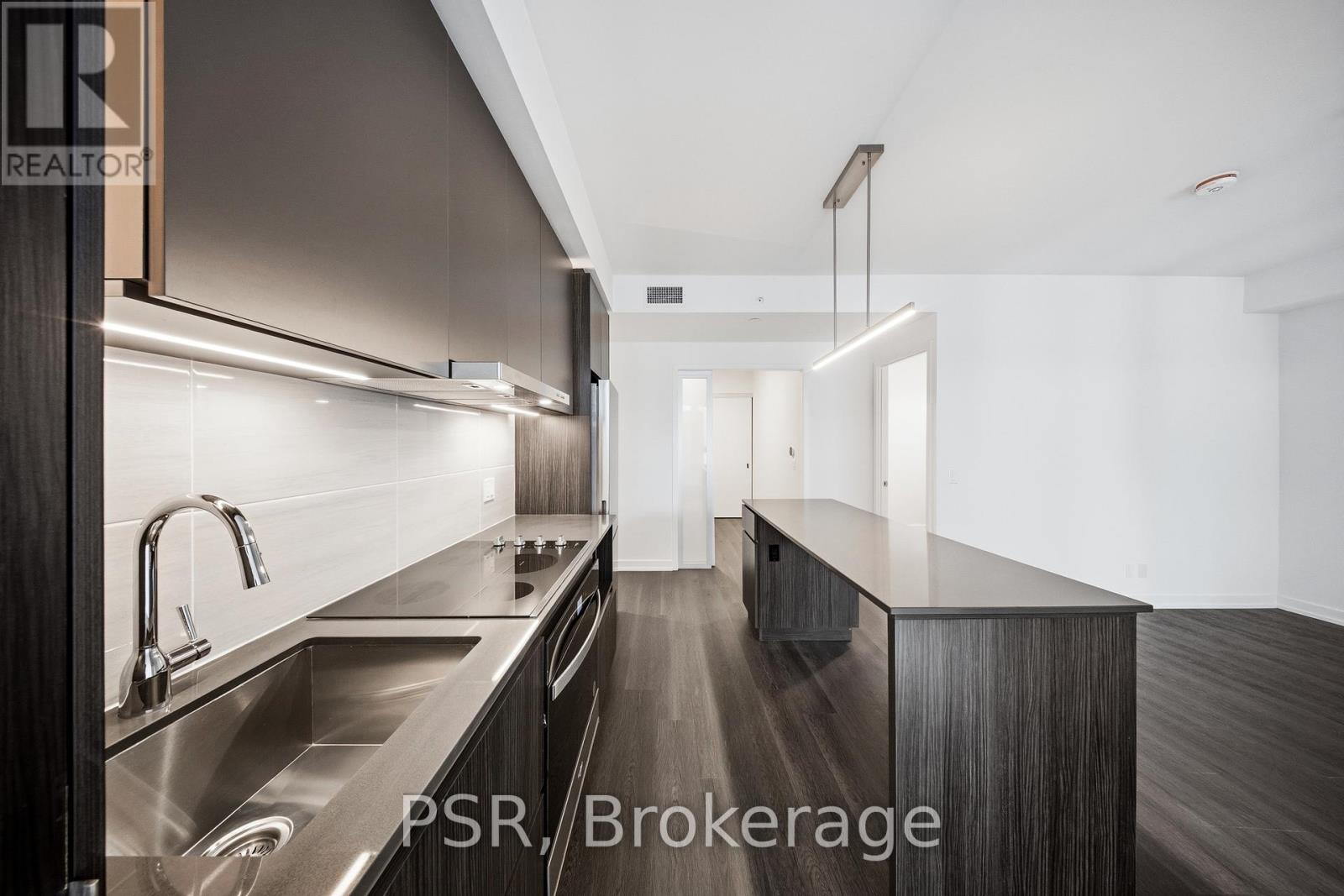 409 - 70 Ordnance Street Property Photo 4