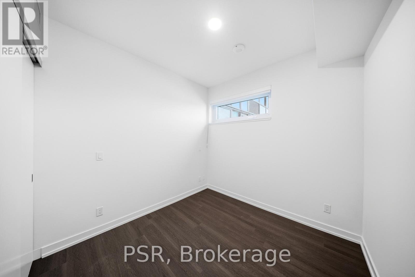 409 - 70 Ordnance Street Property Photo 14