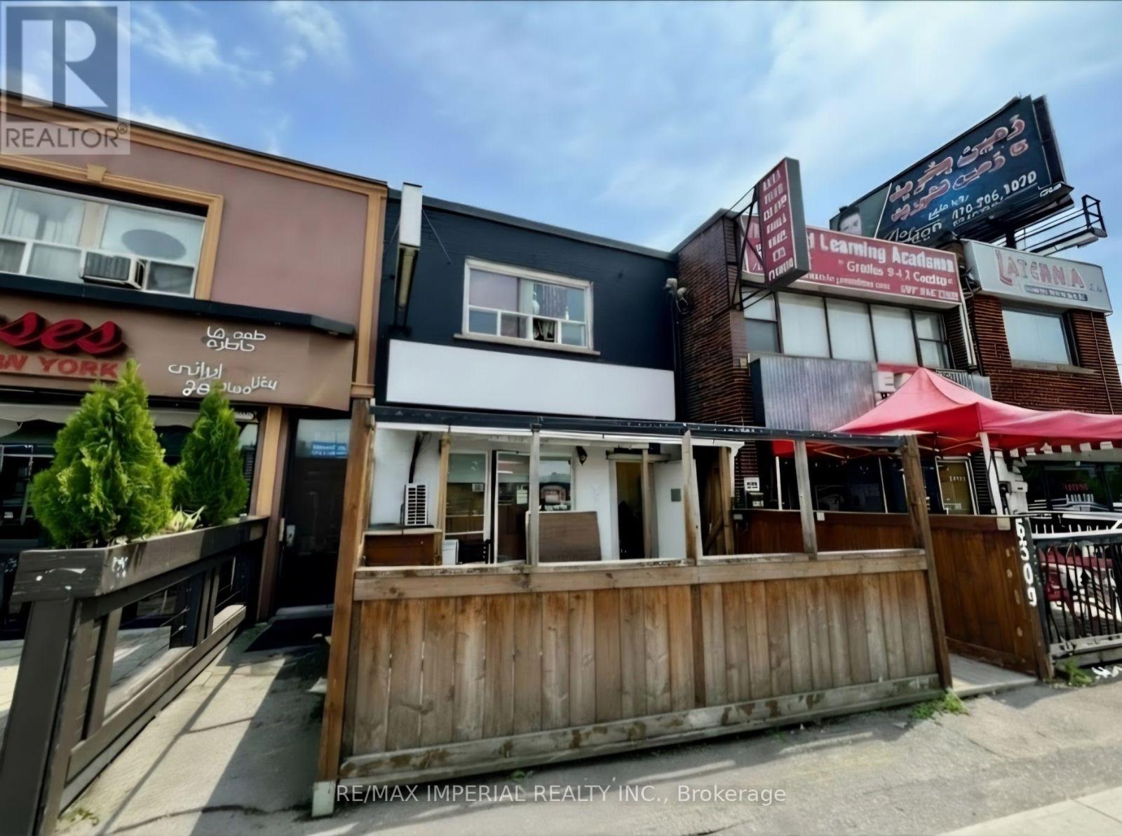 6309 Yonge Street Property Photo 1