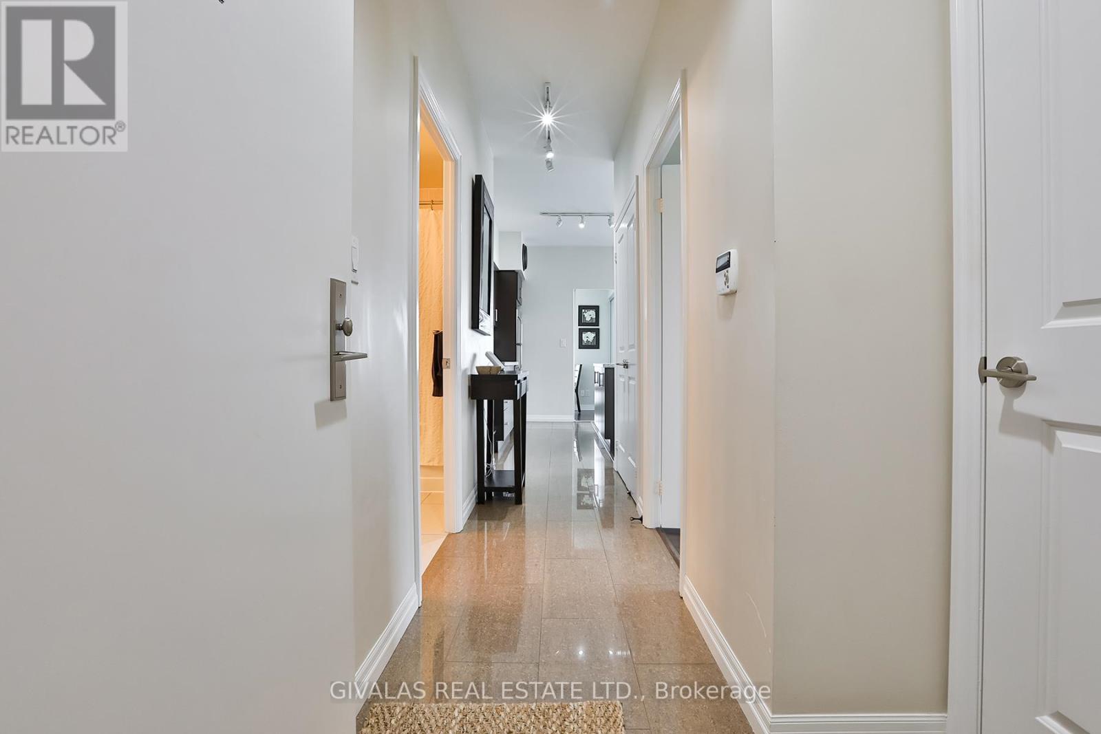 2110 - 30 Herons Hill Way Property Photo 5