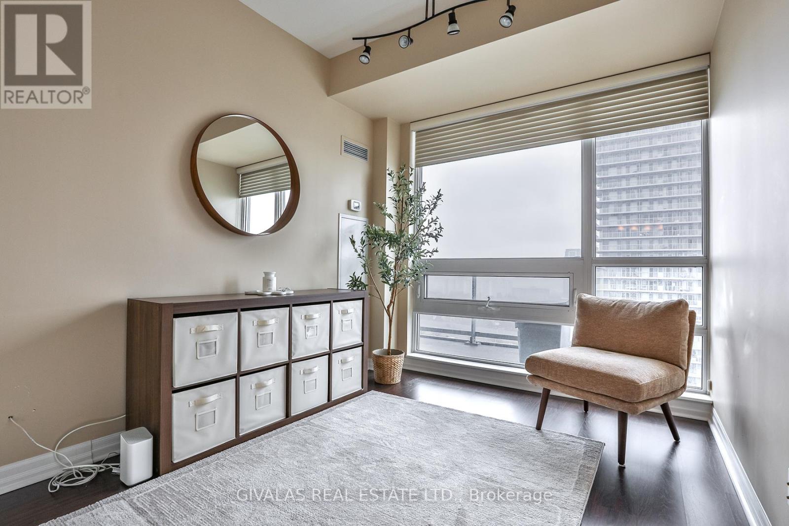 2110 - 30 Herons Hill Way Property Photo 19