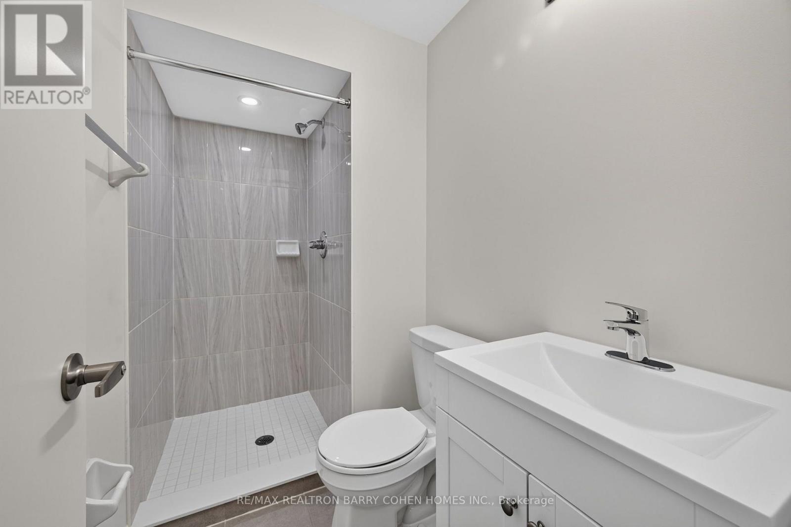 36 Luverne Avenue Property Photo 20