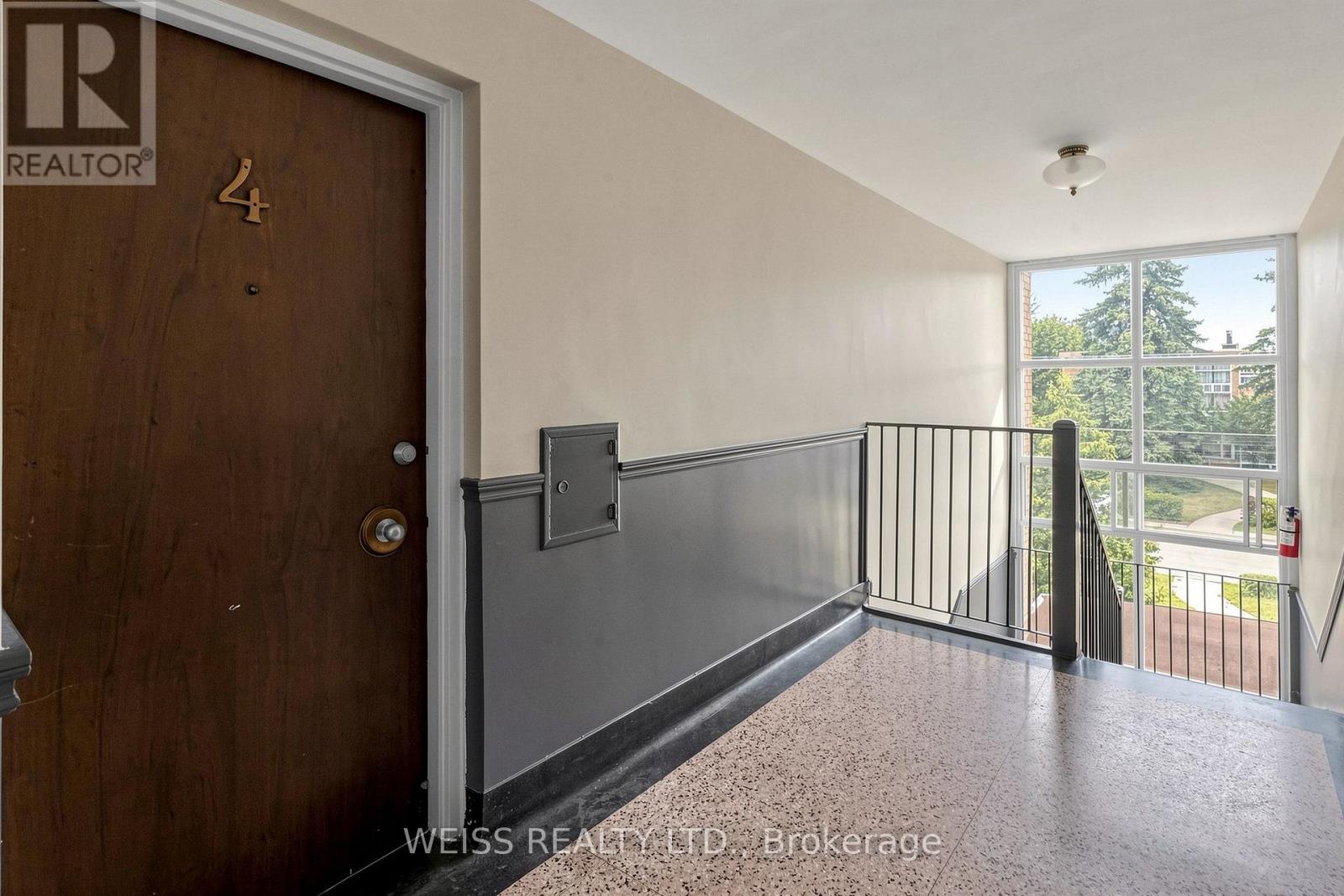 4 - 17 Fraserwood Avenue Property Photo 3