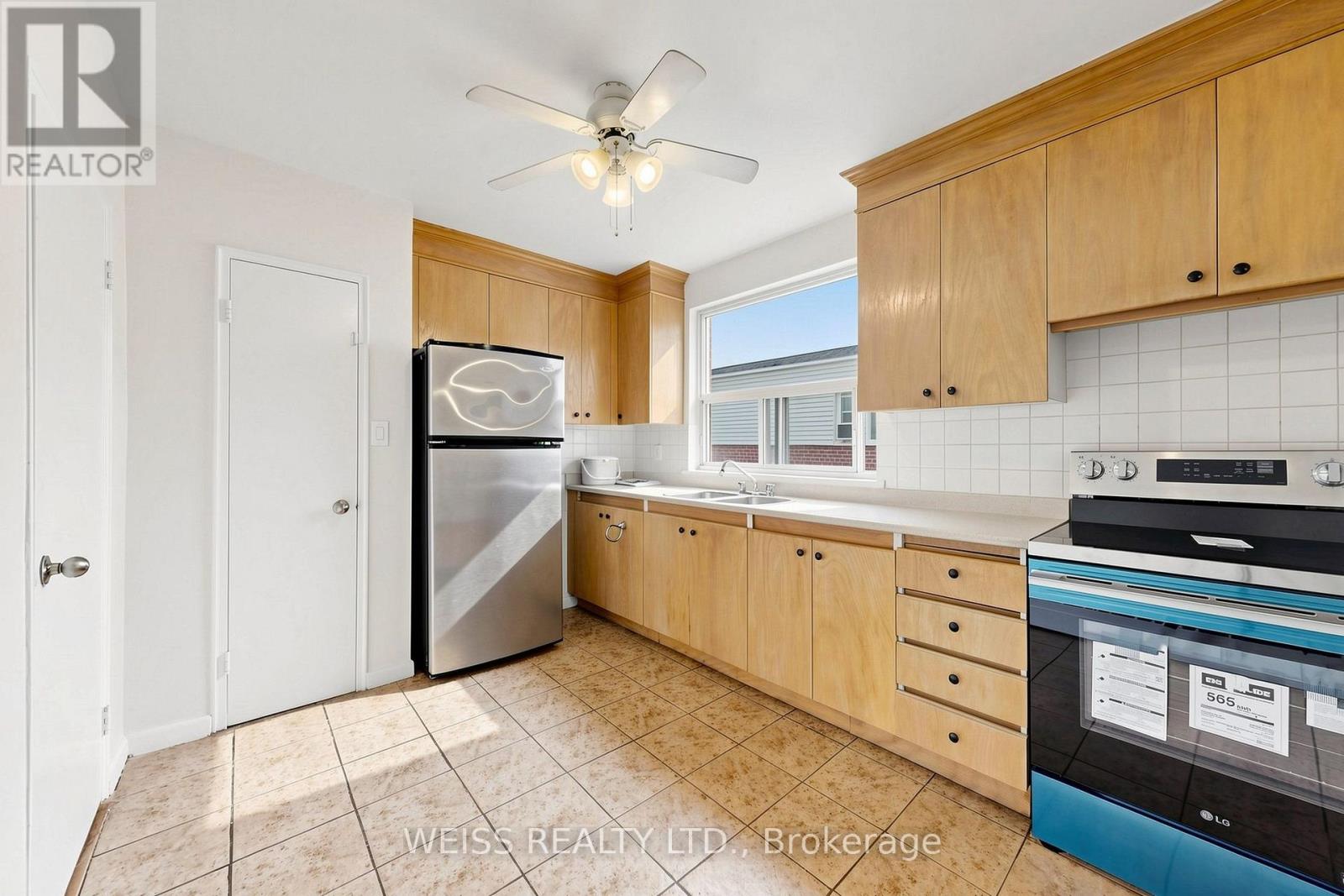 4 - 17 Fraserwood Avenue Property Photo 12