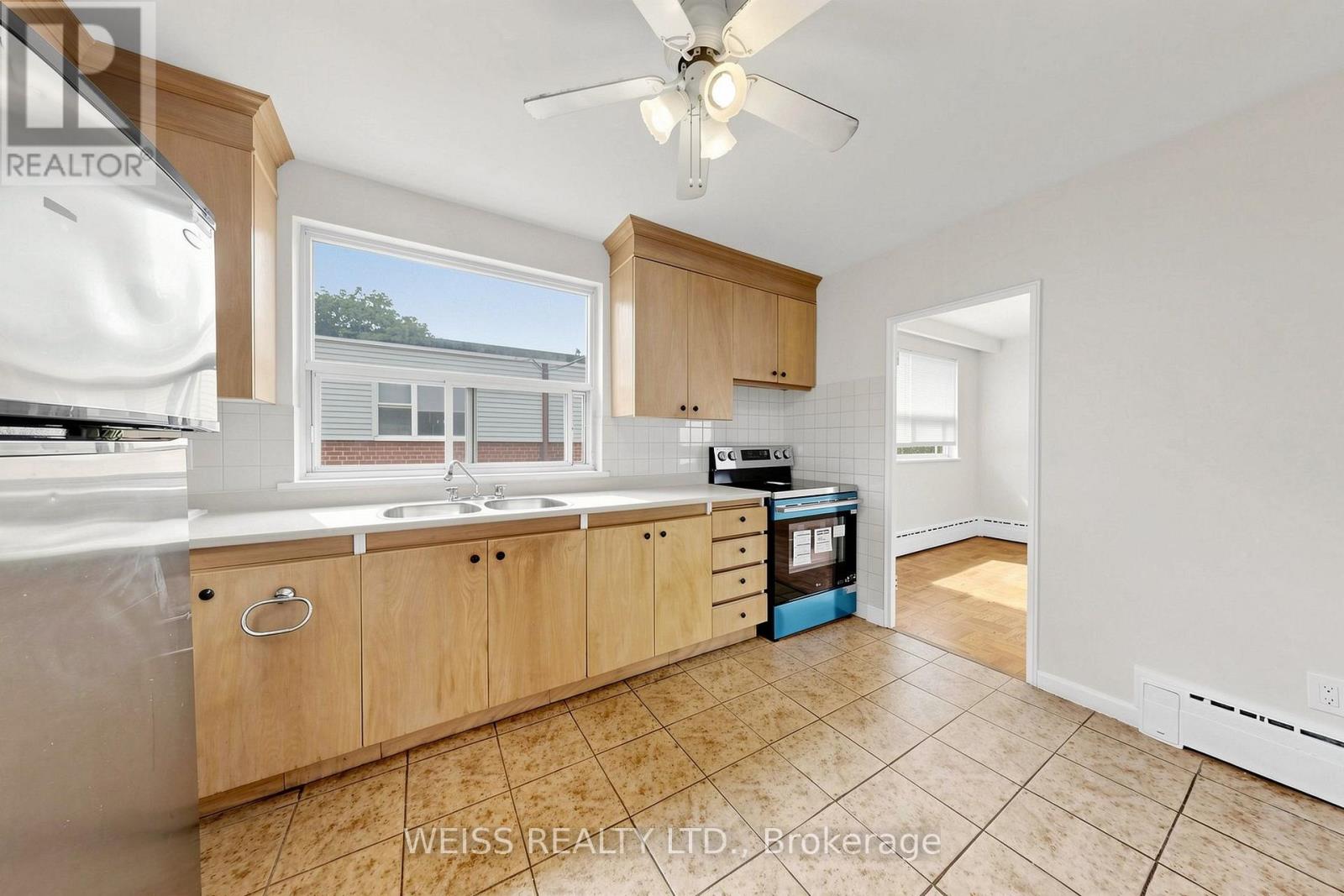 4 - 17 Fraserwood Avenue Property Photo 14