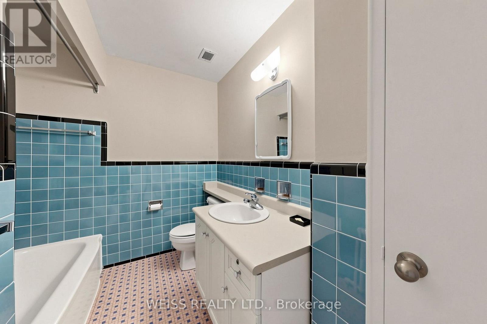 4 - 17 Fraserwood Avenue Property Photo 28