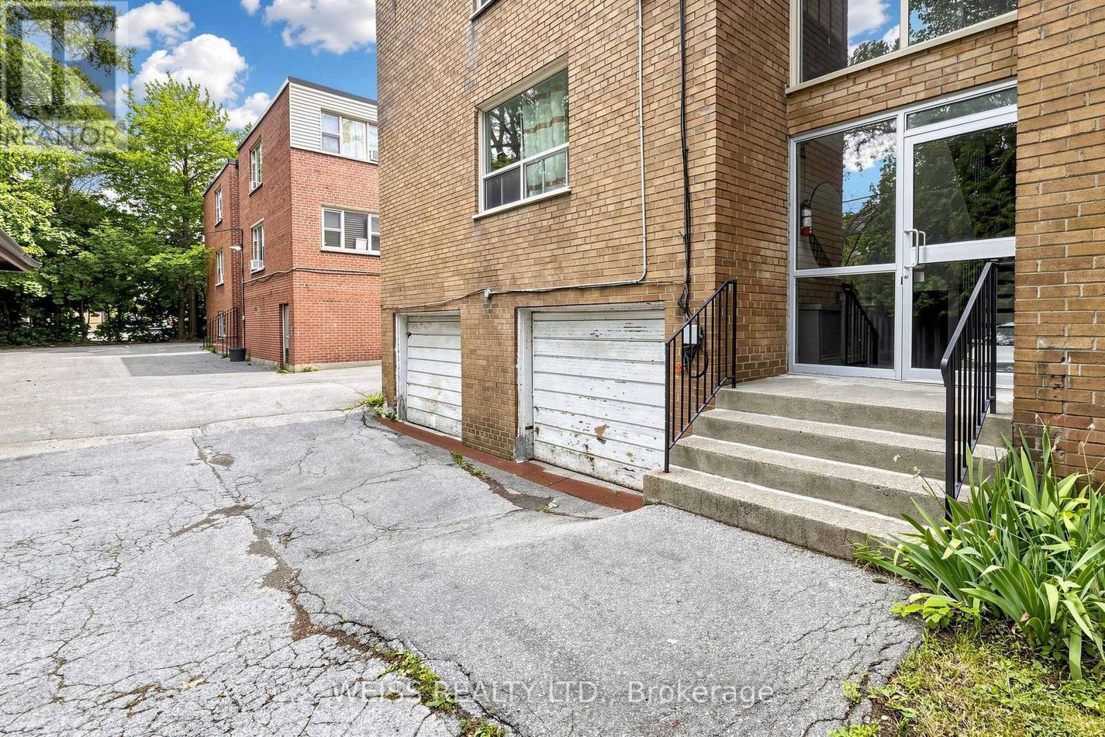 4 - 17 Fraserwood Avenue Property Photo 35