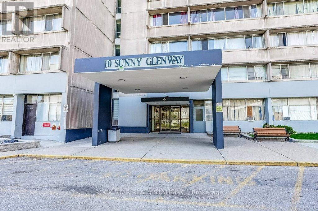 1711 - 10 Sunny Glenway Property Photo 3