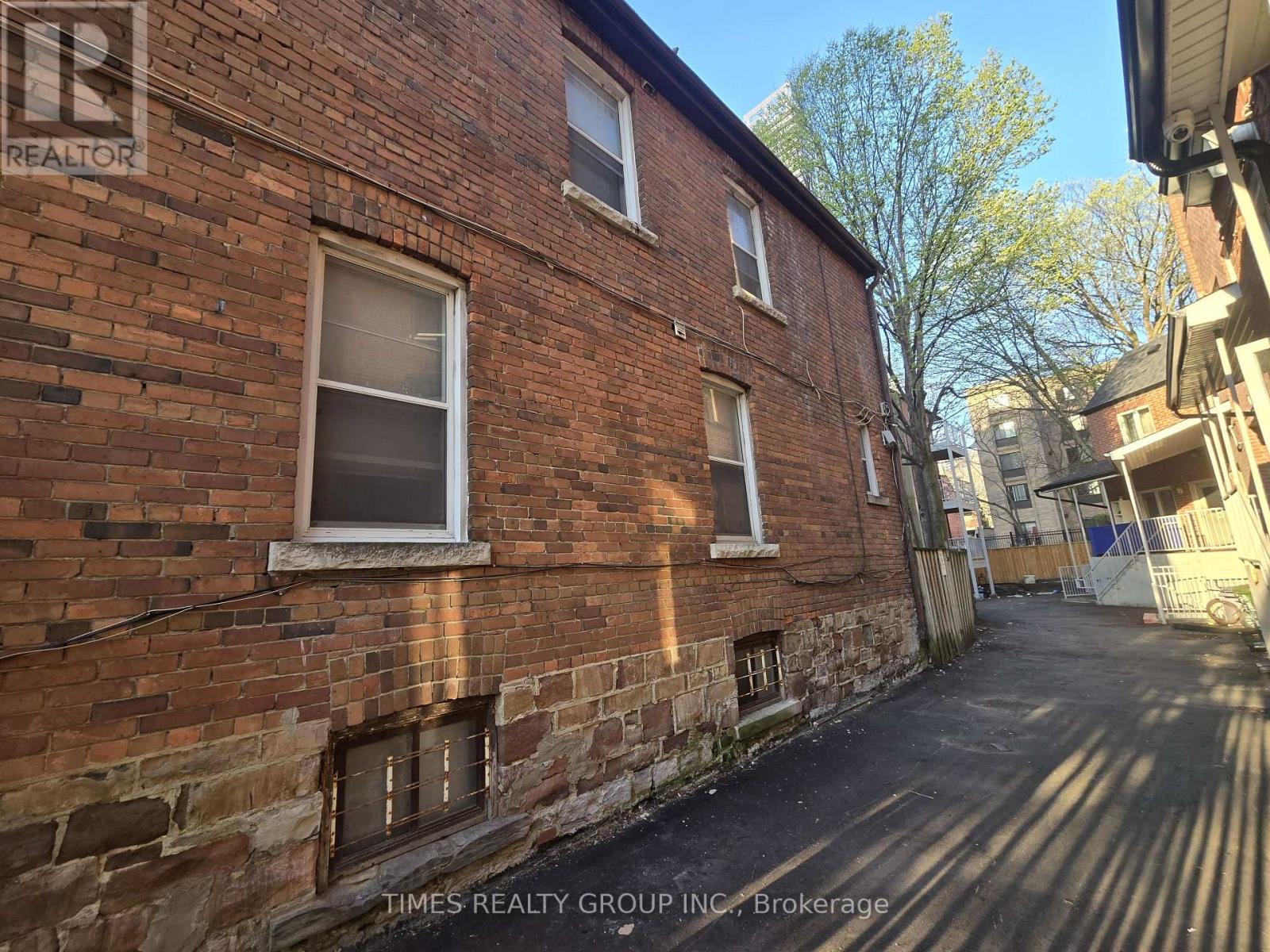 66-66a-68 Pembroke Street Property Photo 4