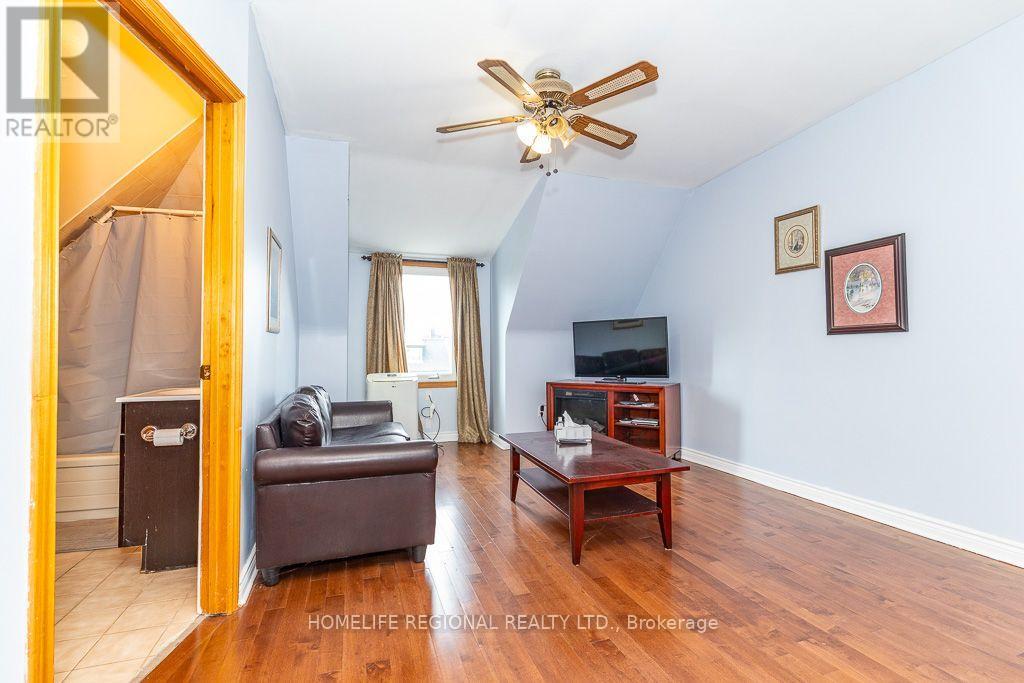 110 Grace Street Property Photo 26