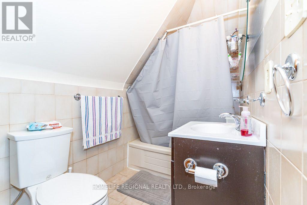 110 Grace Street Property Photo 27
