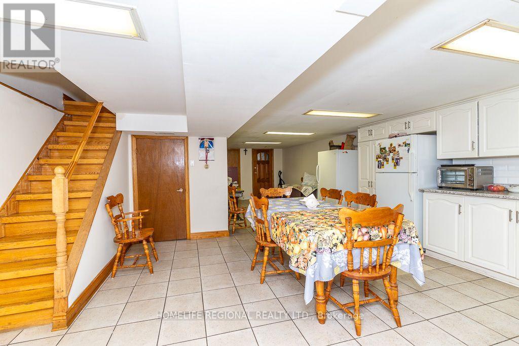 110 Grace Street Property Photo 29