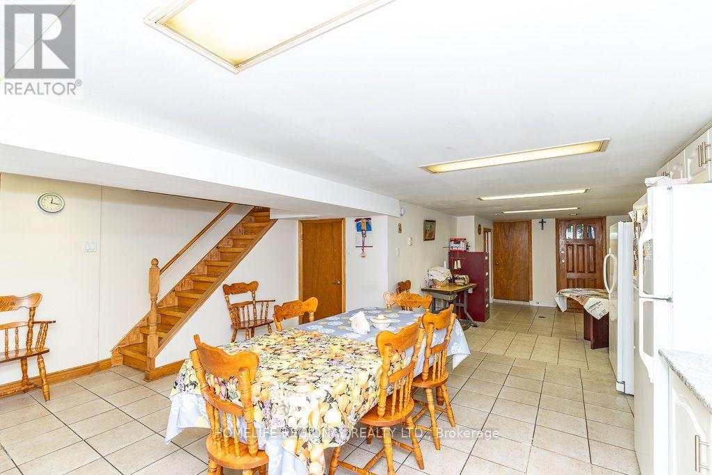 110 Grace Street Property Photo 30
