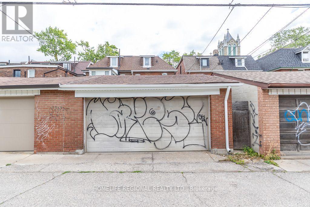 110 Grace Street Property Photo 35