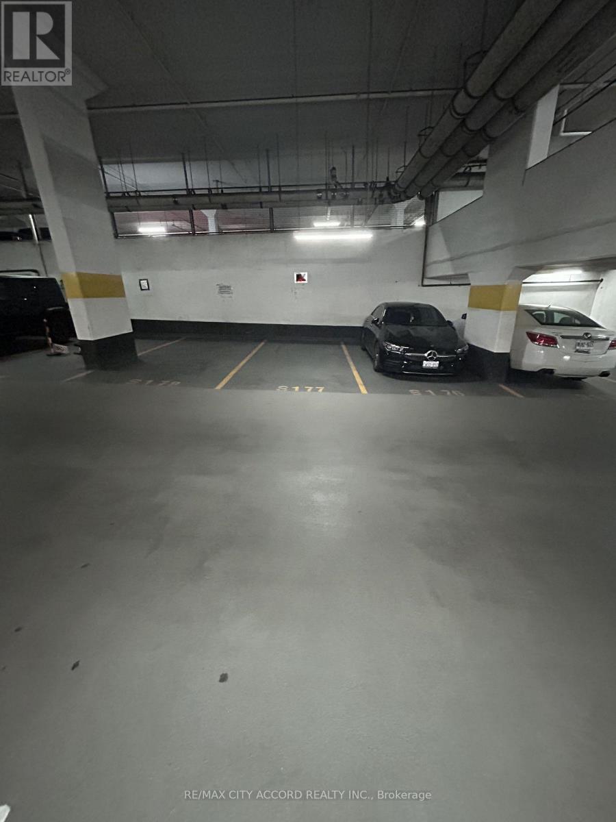 15 Fort York Boulevard Property Photo 1