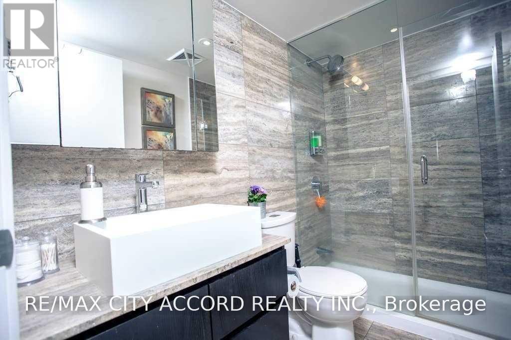 1109 - 10 Capreol Court Property Photo 7