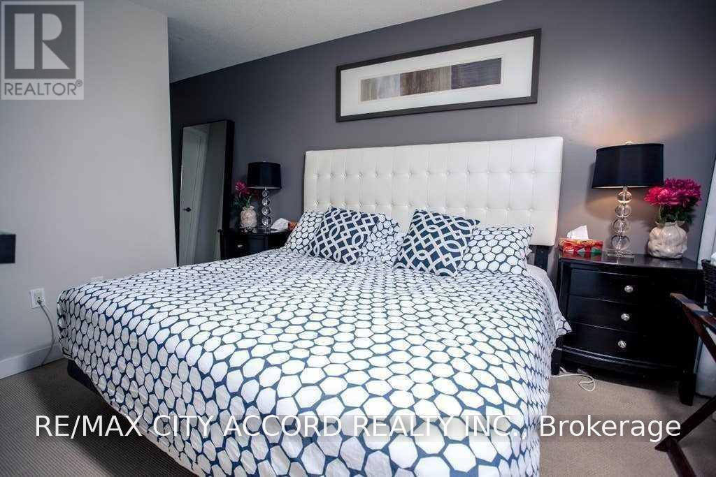 1109 - 10 Capreol Court Property Photo 8
