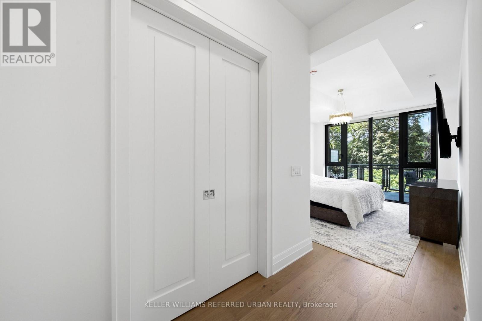 313 - 2 Forest Hill Road Property Photo 32