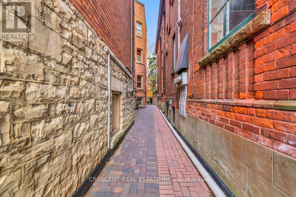 Lower - 83 Madison Avenue Property Photo 27