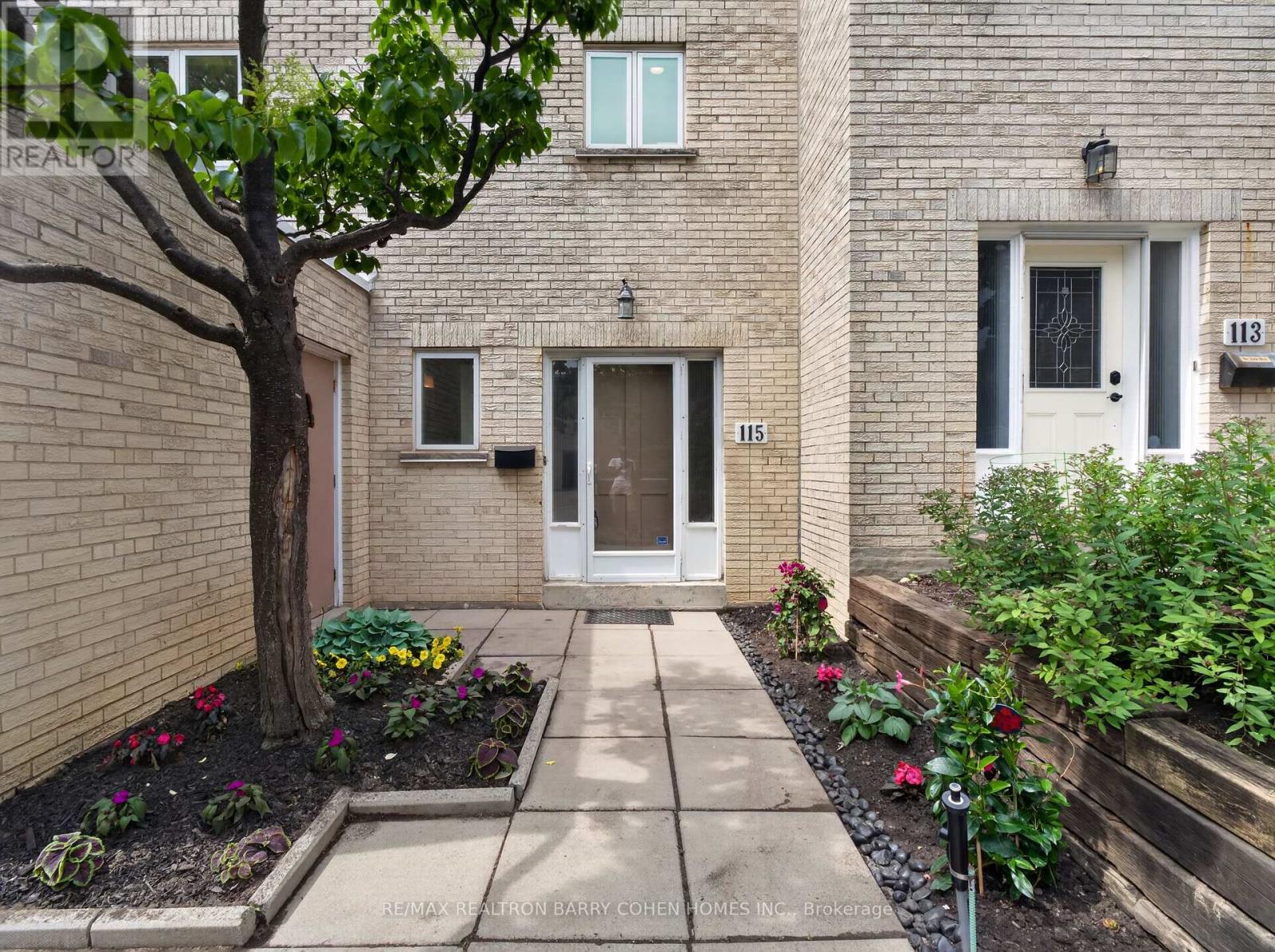 115 SCENIC MILL WAY