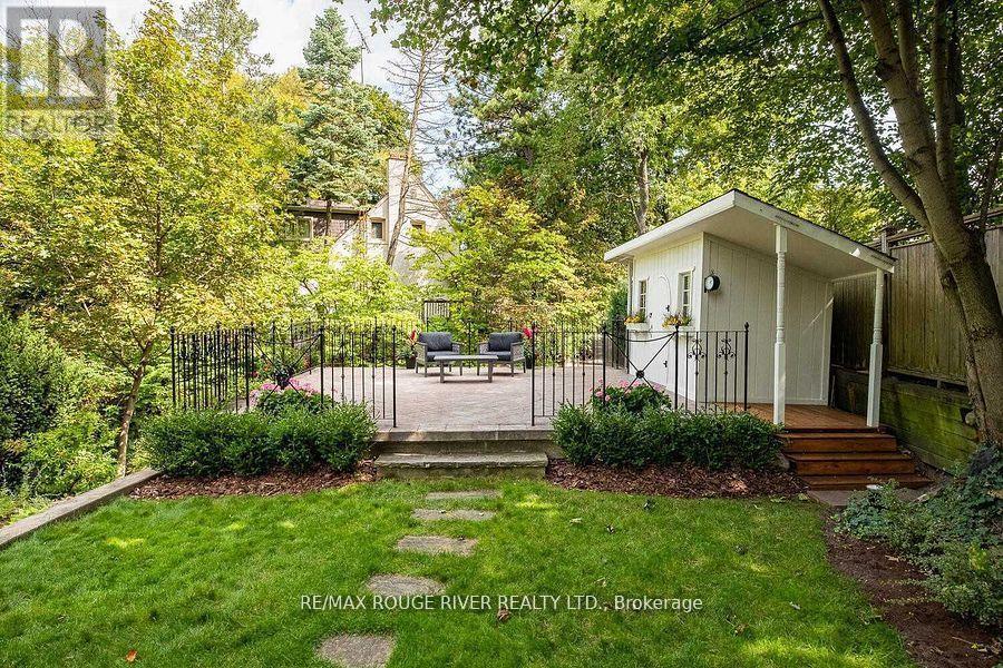 11 Donwoods Drive Property Photo 6