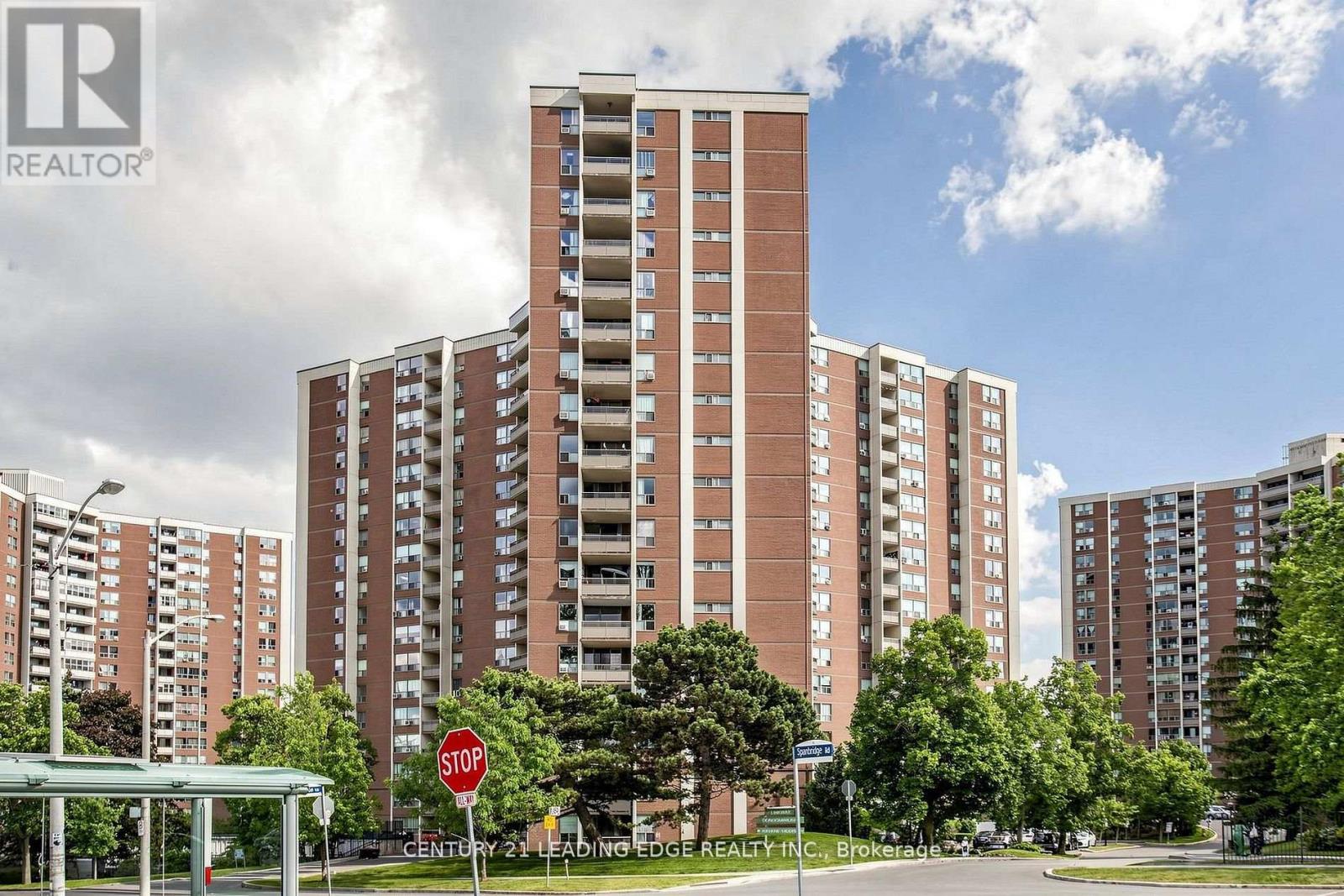 304 - 5 Vicora Linkway Property Photo 1