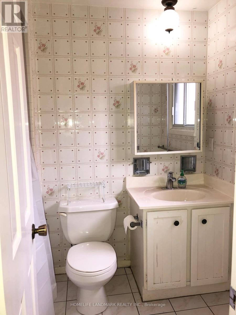 105 Whitehorn Crescent Property Photo 9