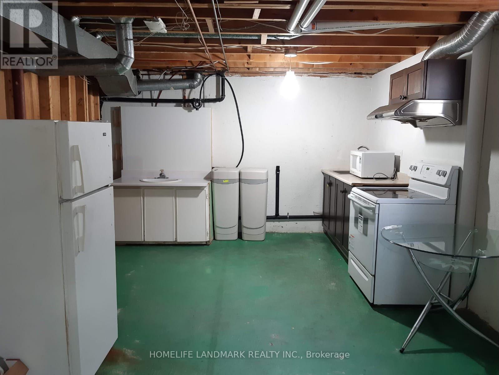105 Whitehorn Crescent Property Photo 14