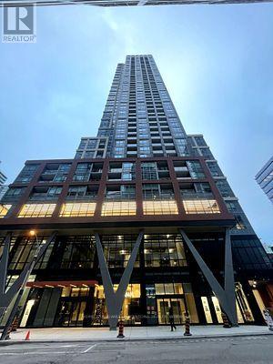 2011 - 108 PETER STREET