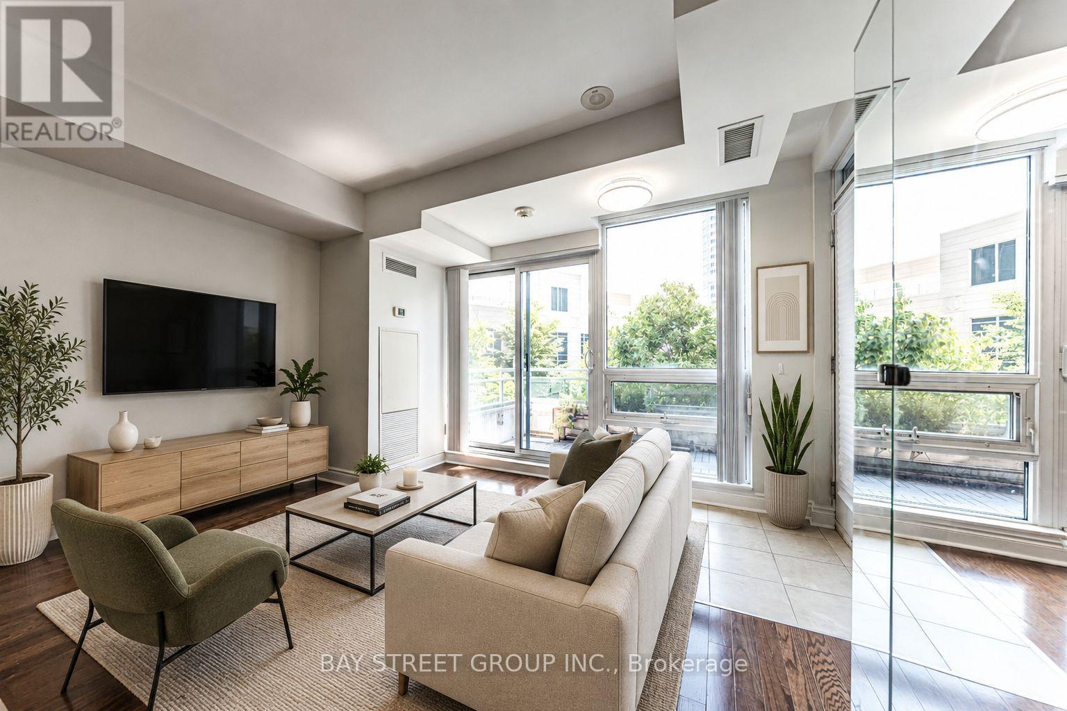 221 - 31 OLIVE AVENUE