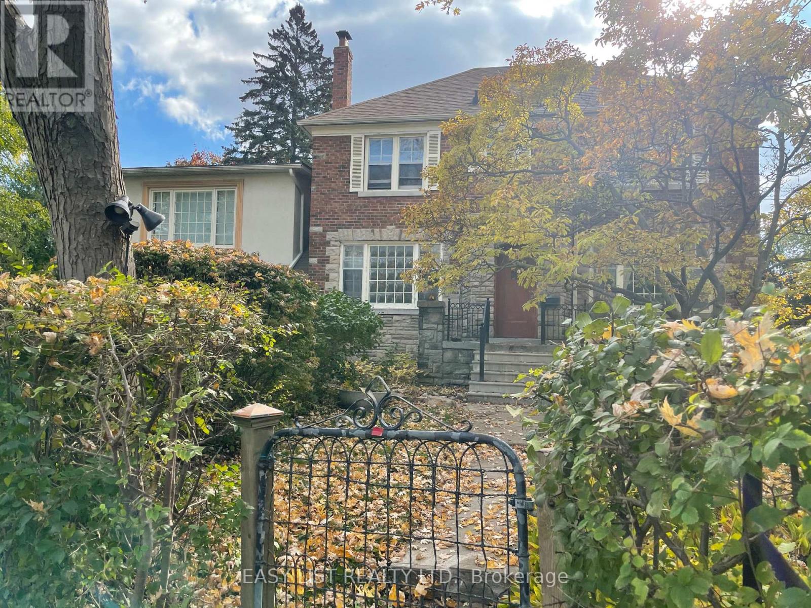 205 Ridley Boulevard Property Photo 4