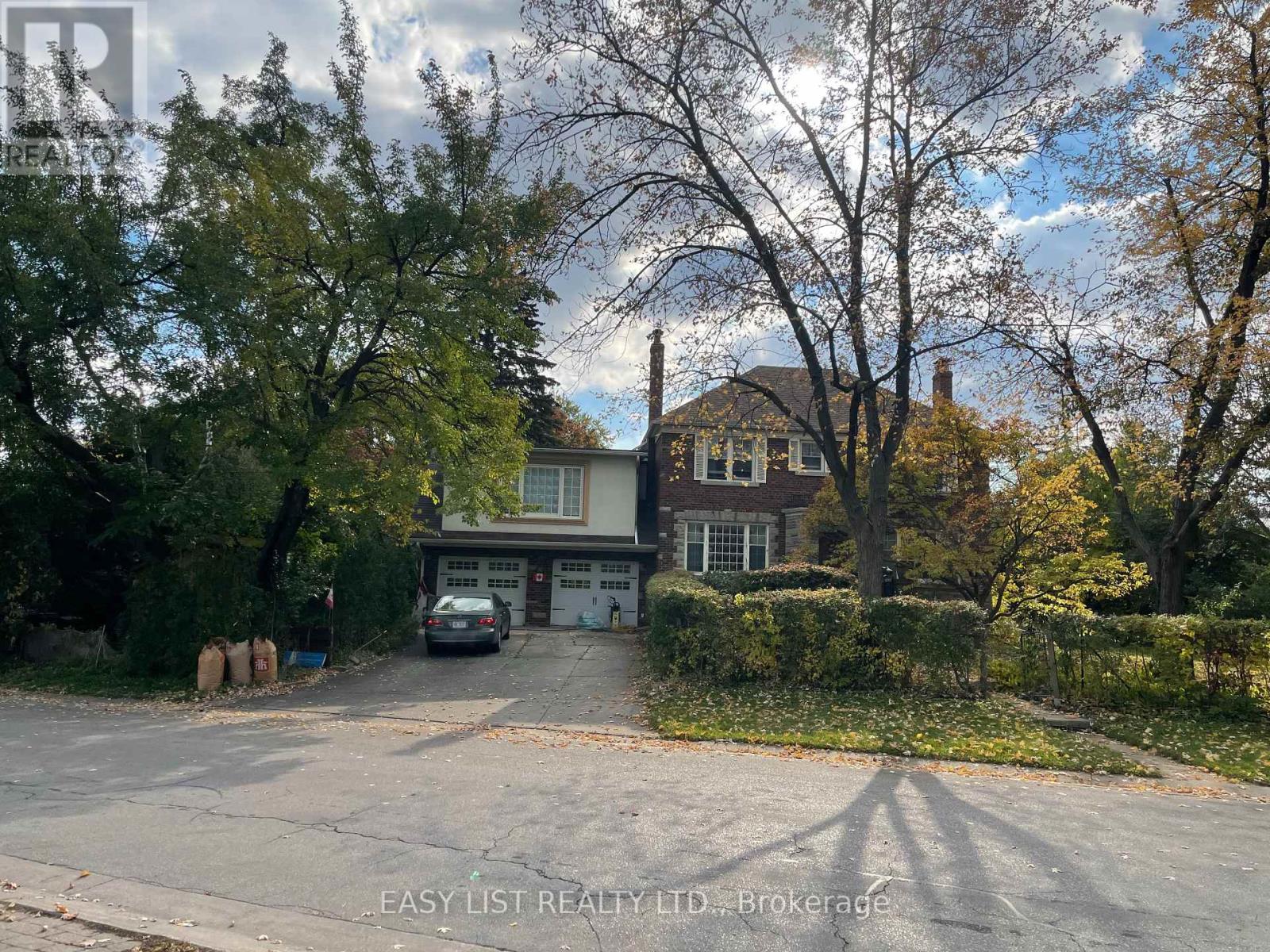 205 Ridley Boulevard Property Photo 6