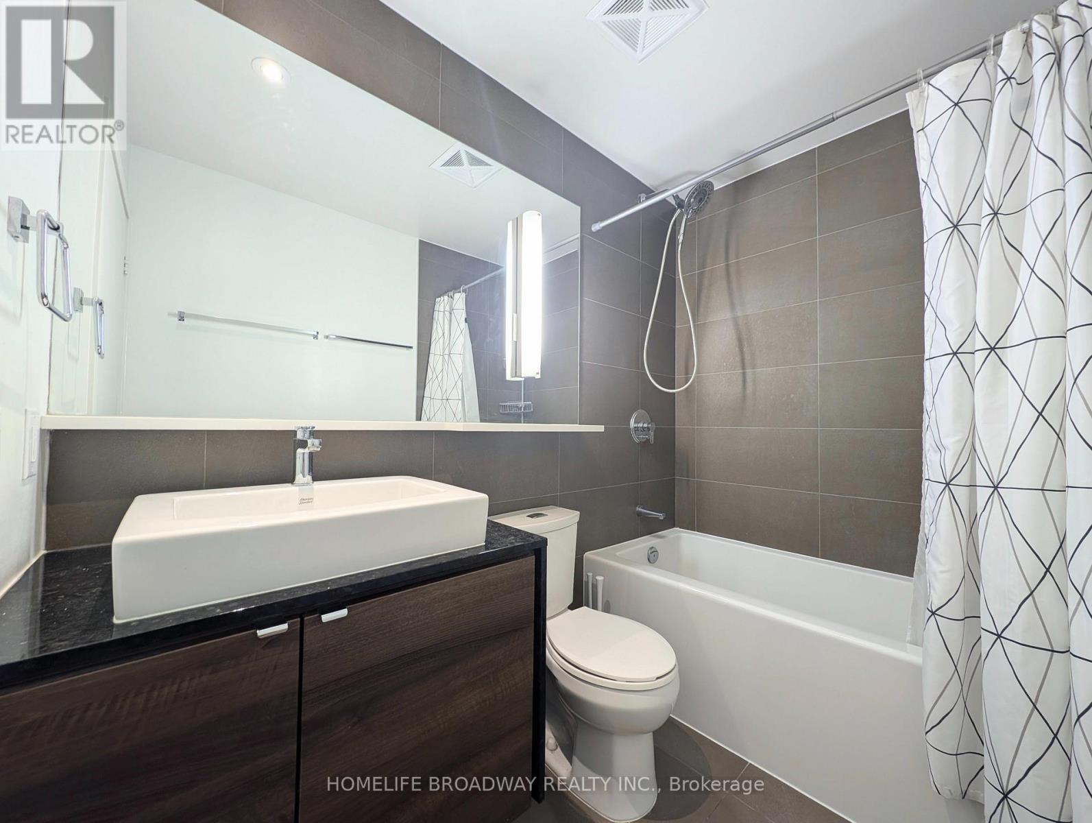 3609 - 121 Mcmahon Drive Property Photo 16