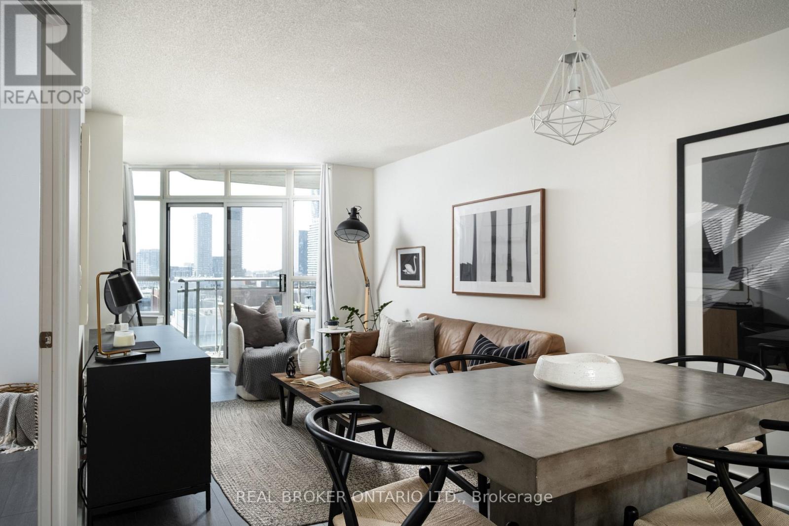 1416 - 255 Richmond Street E Property Photo 2