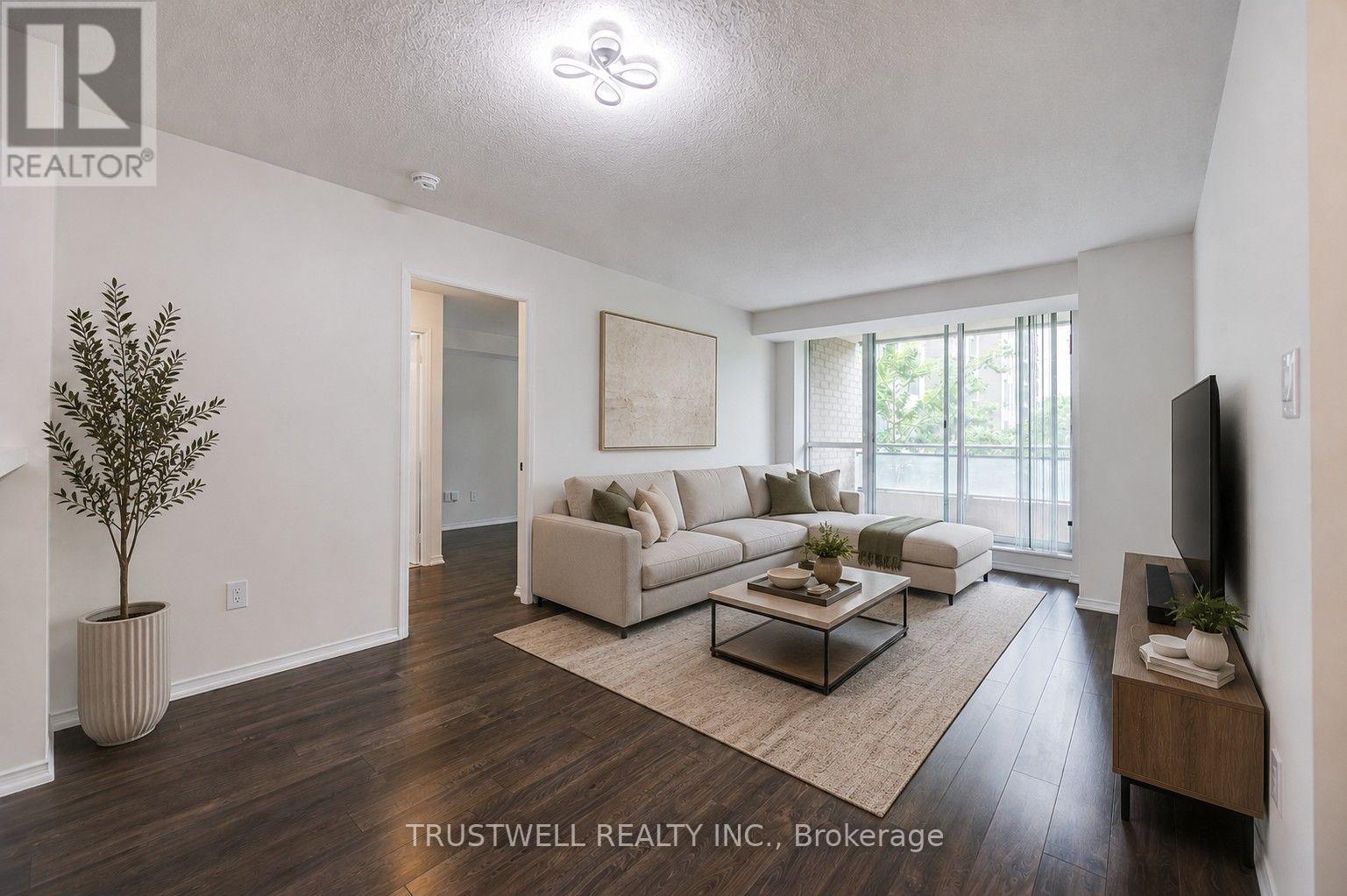 401 - 39 Pemberton Avenue Property Photo 7