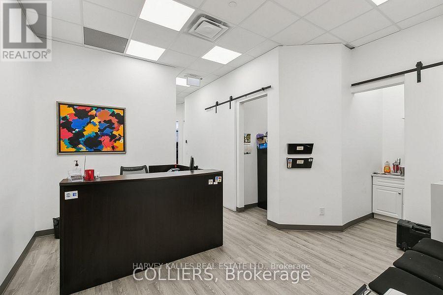 1208 - 4789 Yonge Street Property Photo 2