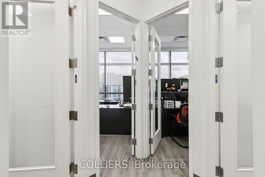 1208 - 4789 Yonge Street Property Photo 3