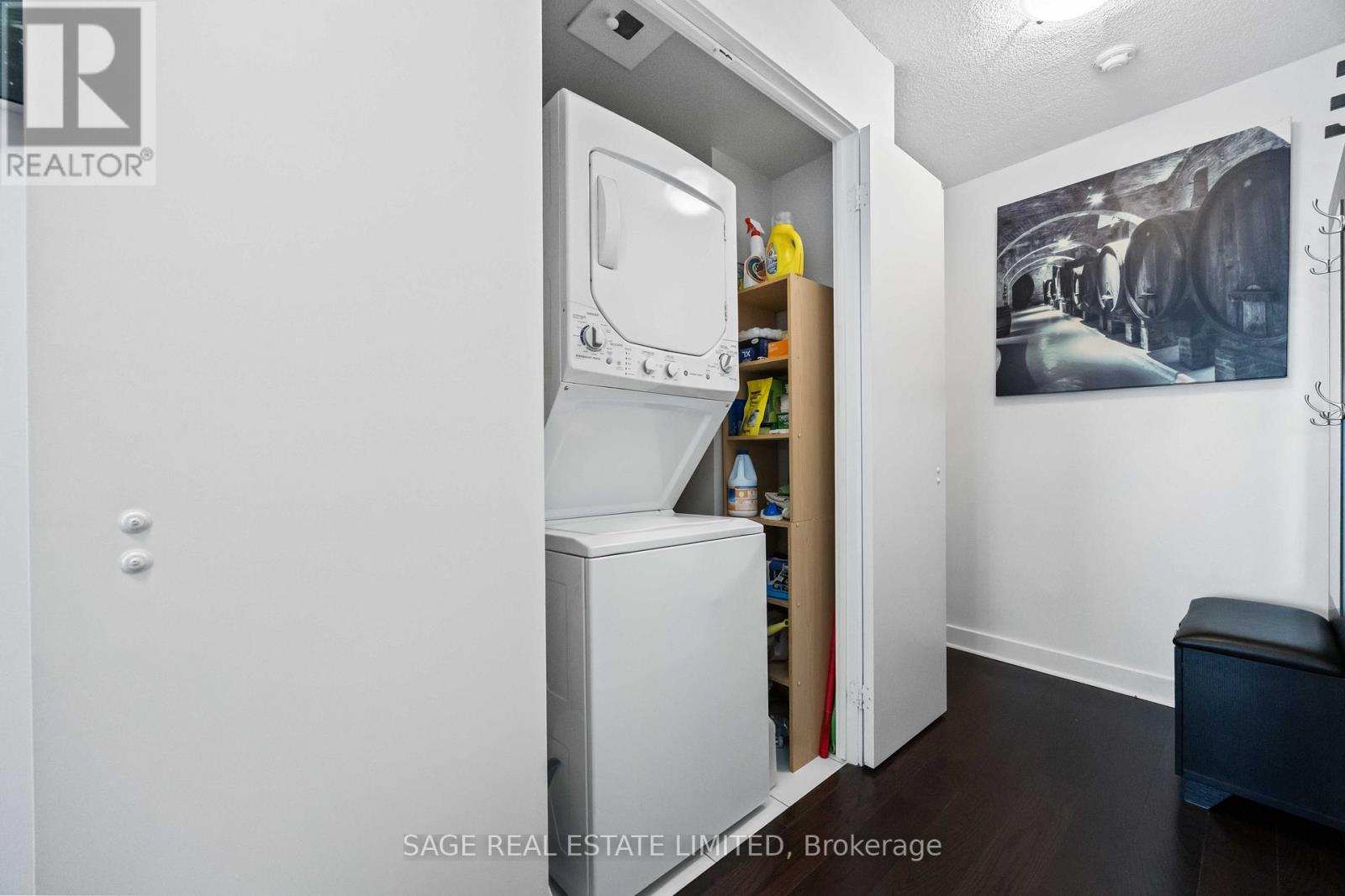 1115 - 320 Richmond Street E Property Photo 9