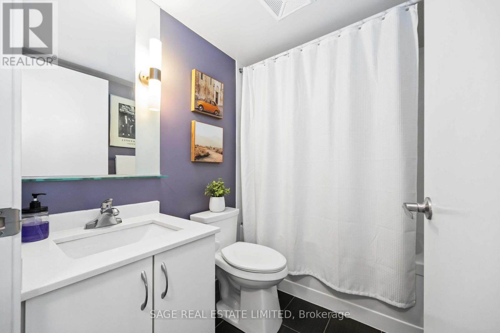 1115 - 320 Richmond Street E Property Photo 12