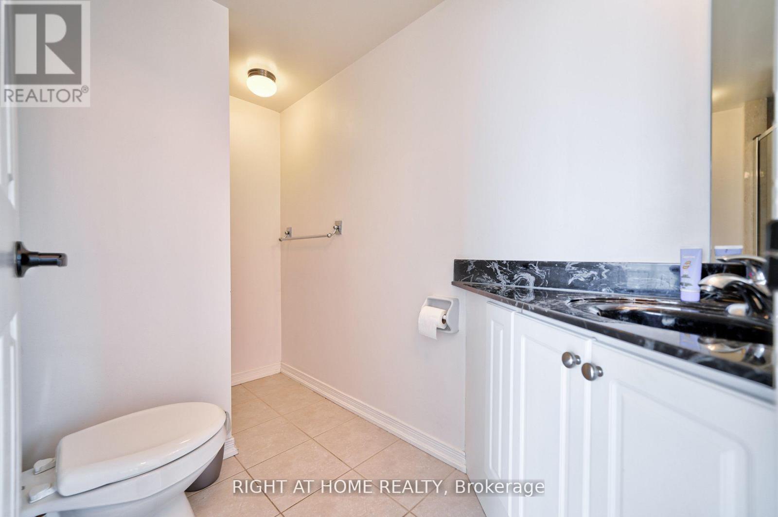 813 - 18 Valley Woods Road Property Photo 13