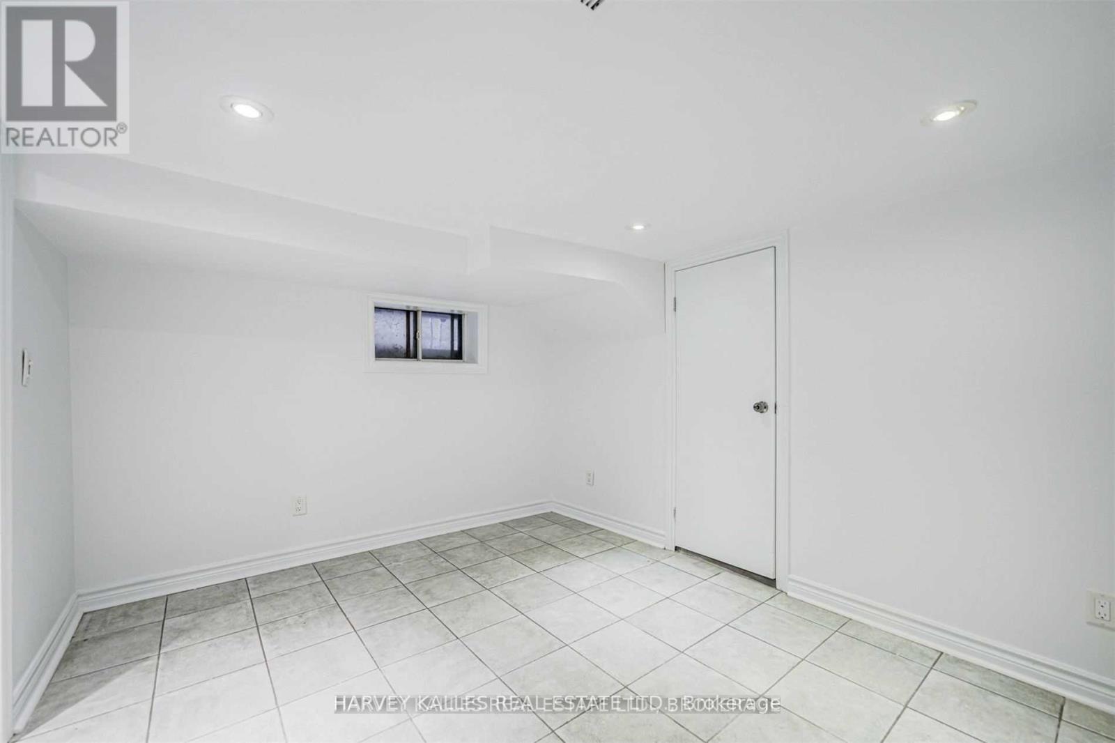 Lower - 184 Cedric Avenue Property Photo 12