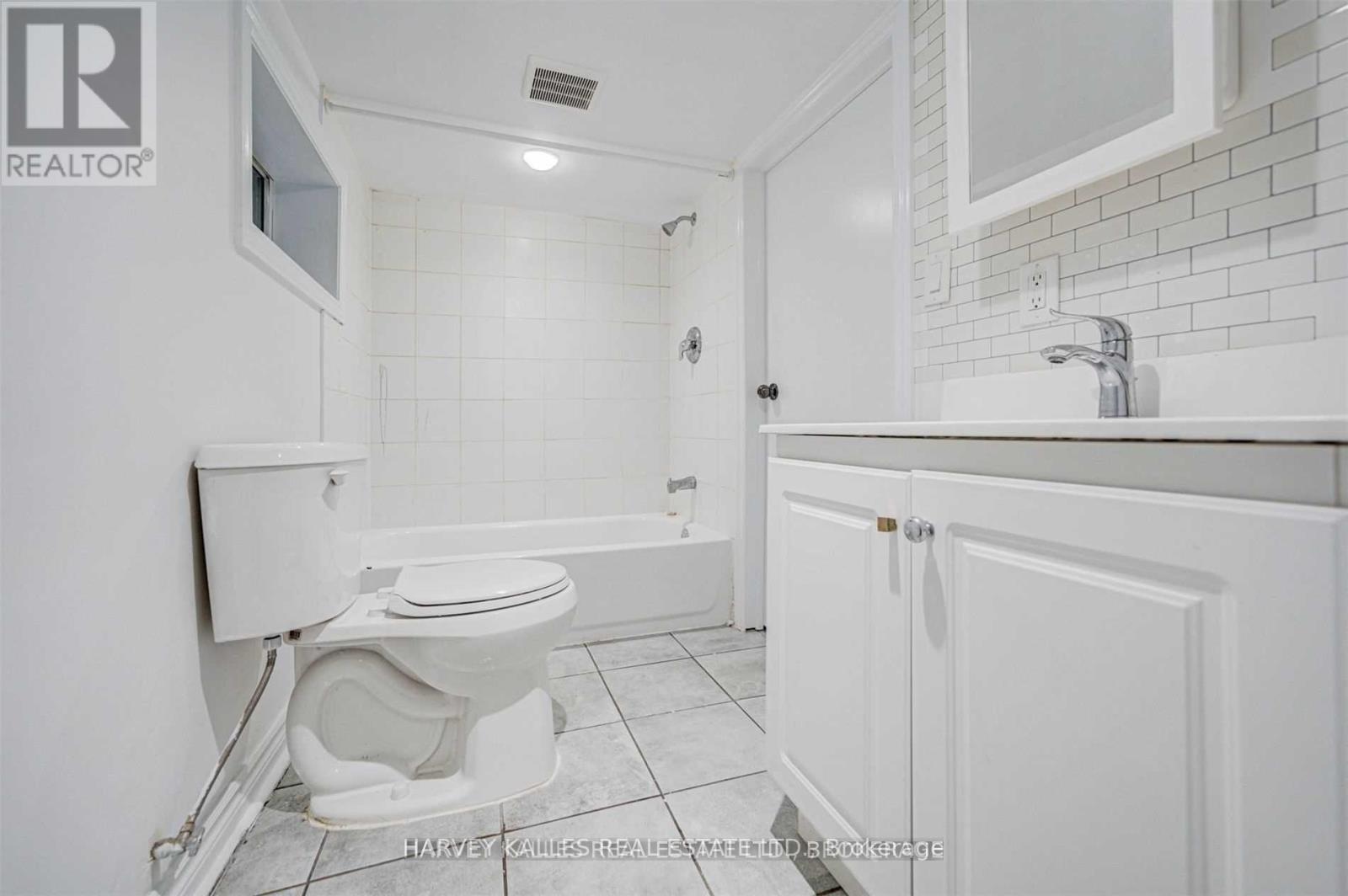 Lower - 184 Cedric Avenue Property Photo 15