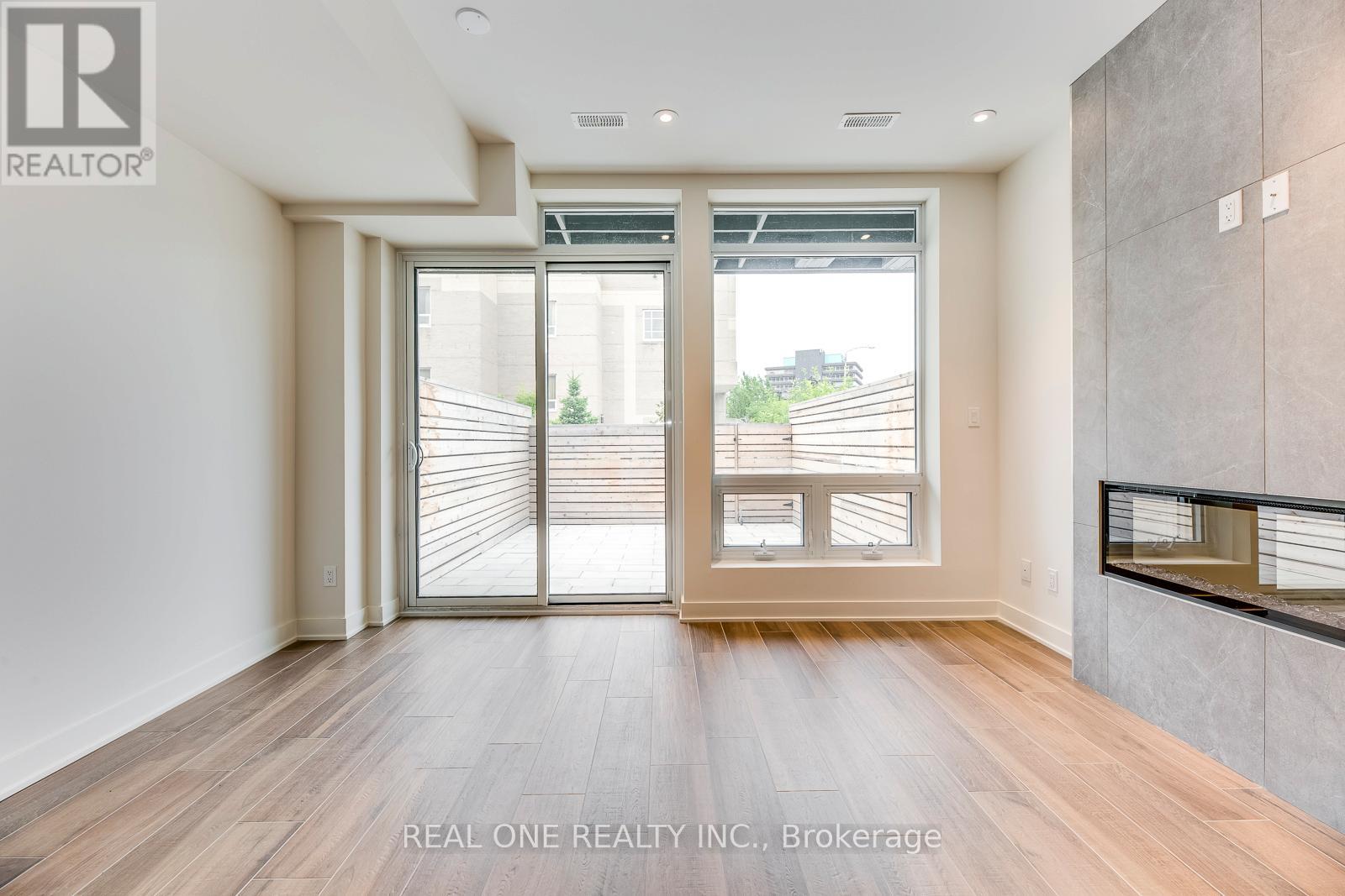 42 Sonic Way Property Photo 6