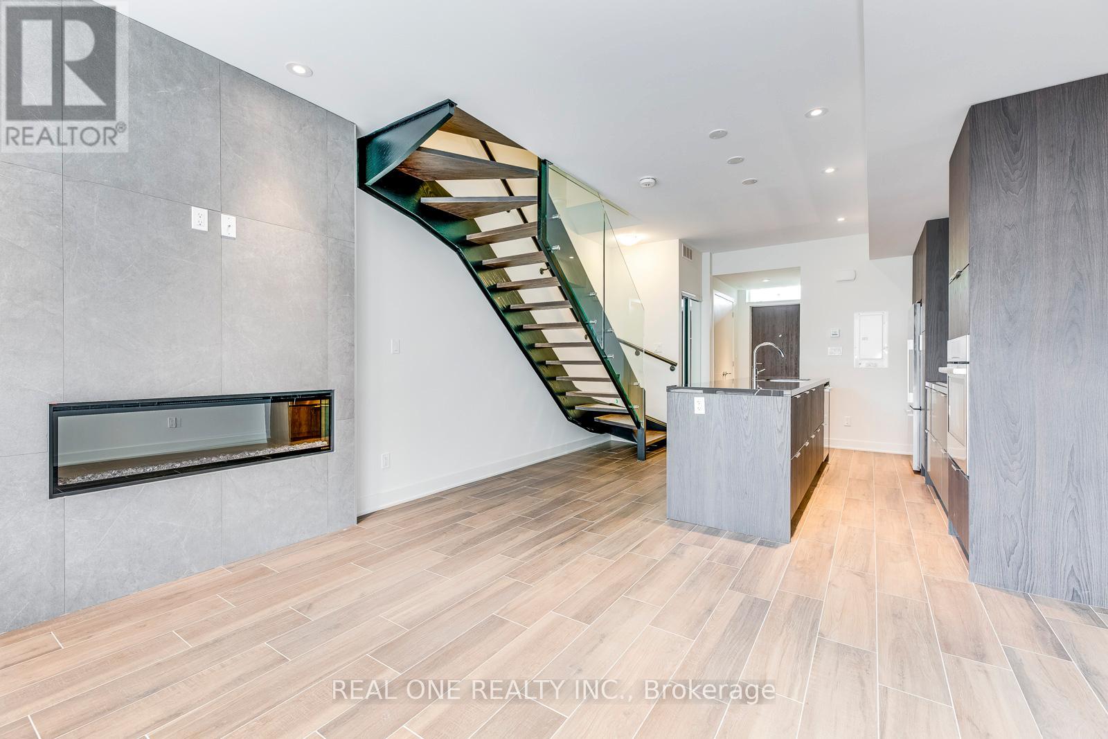 42 Sonic Way Property Photo 13