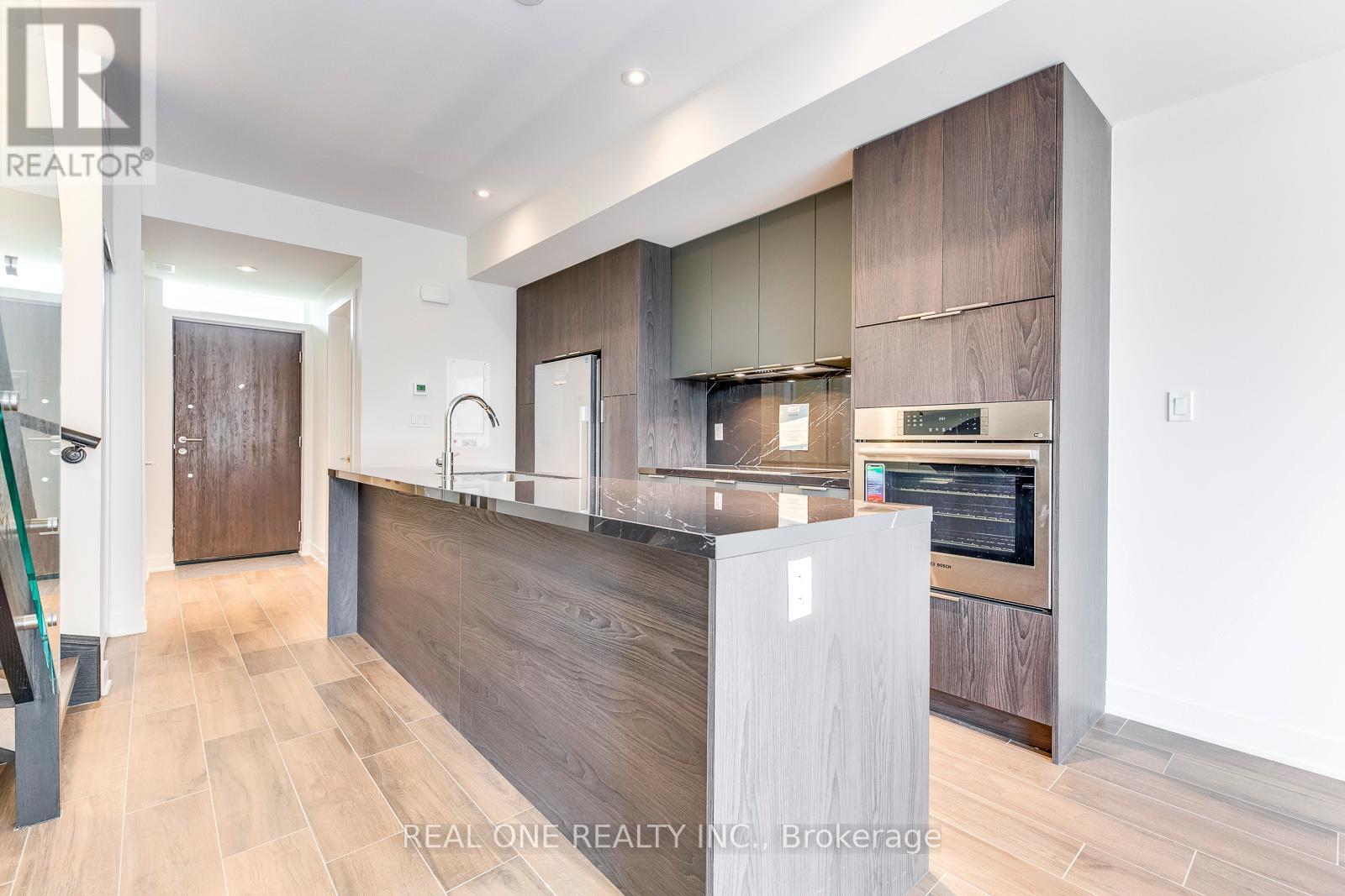 42 Sonic Way Property Photo 14