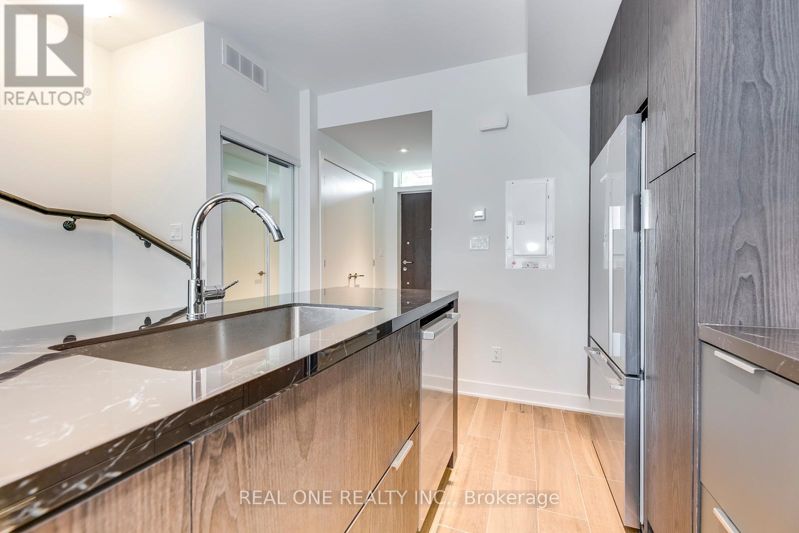 42 Sonic Way Property Photo 17