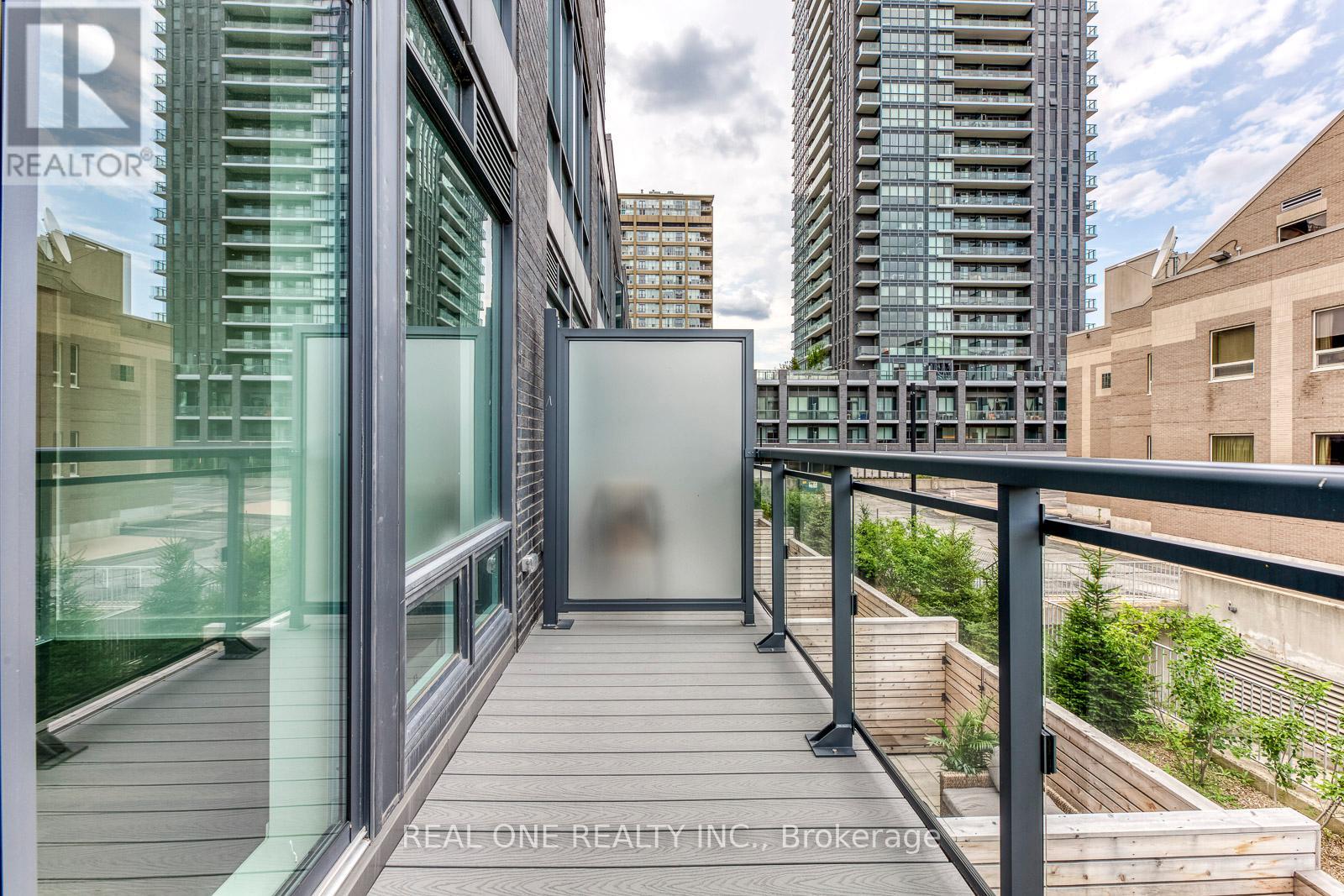 42 Sonic Way Property Photo 27