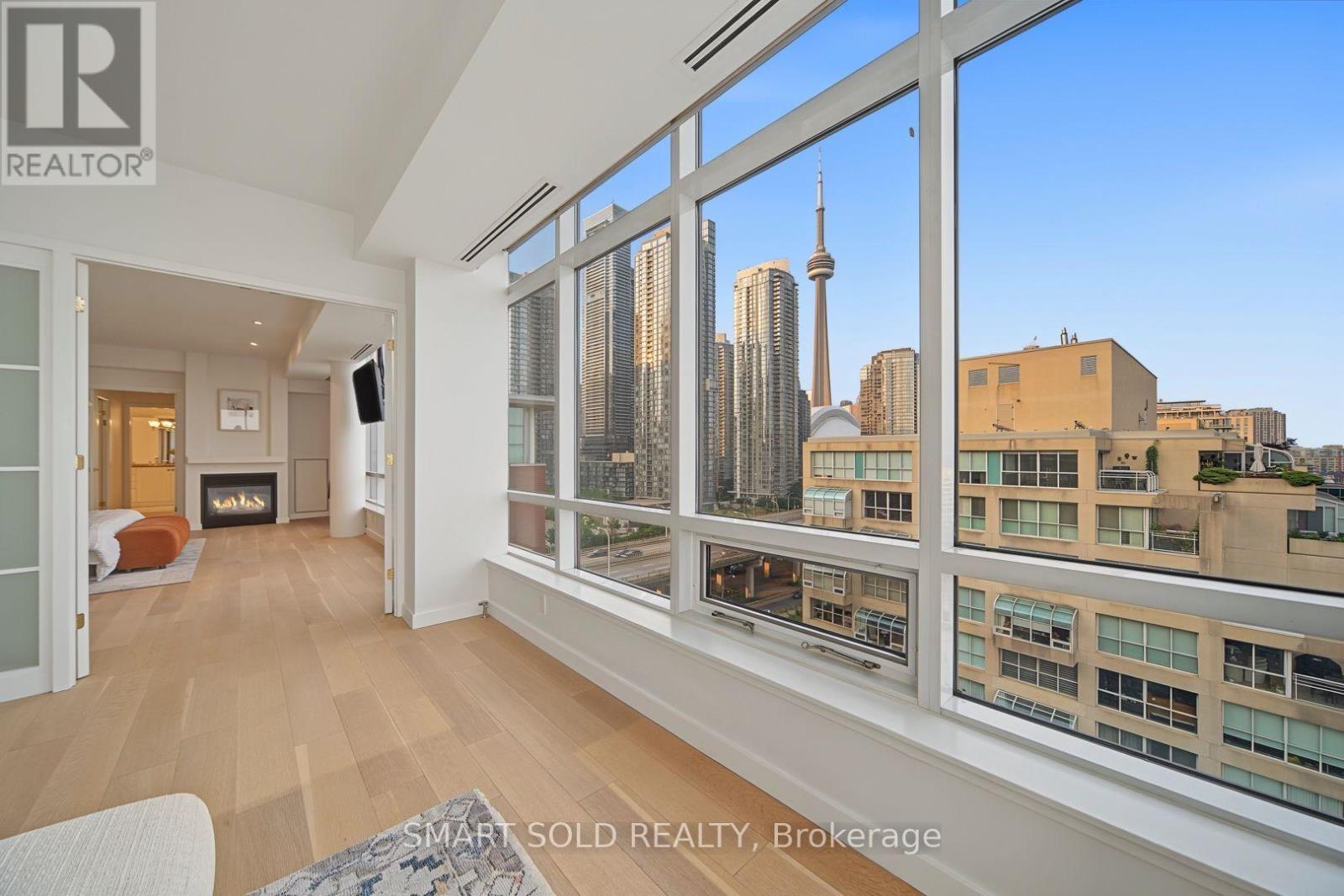 Ph01e - 500 Queens Quay W Property Photo 25