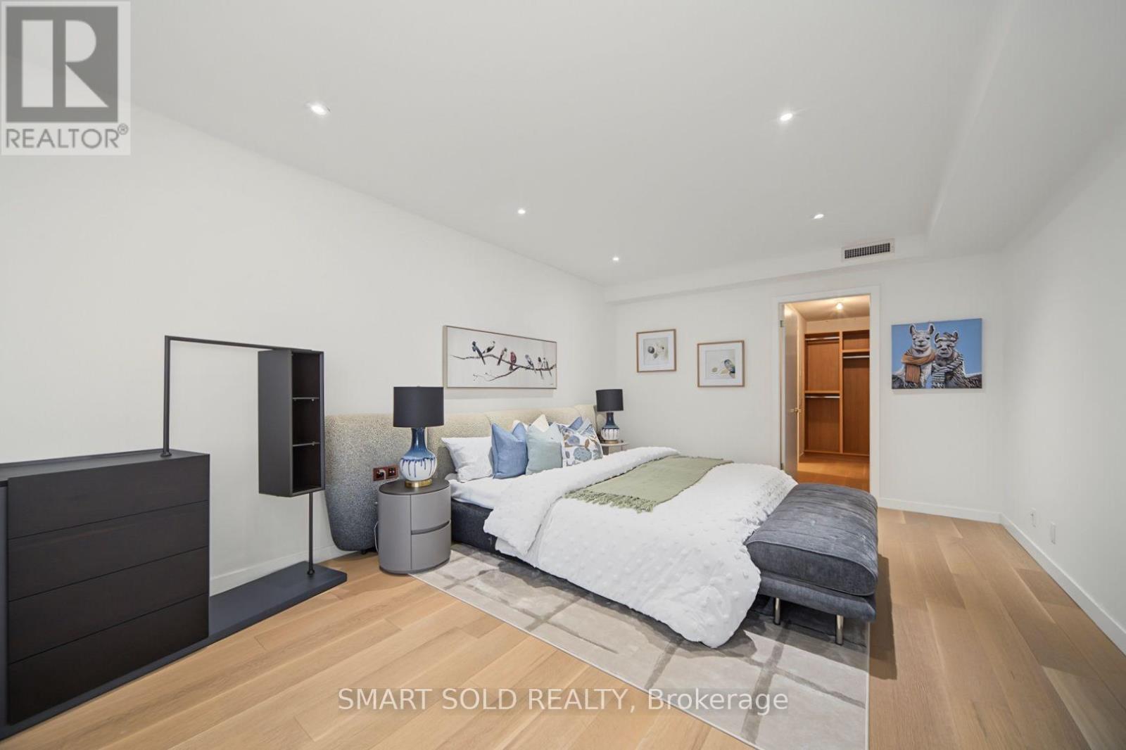 Ph01e - 500 Queens Quay W Property Photo 31